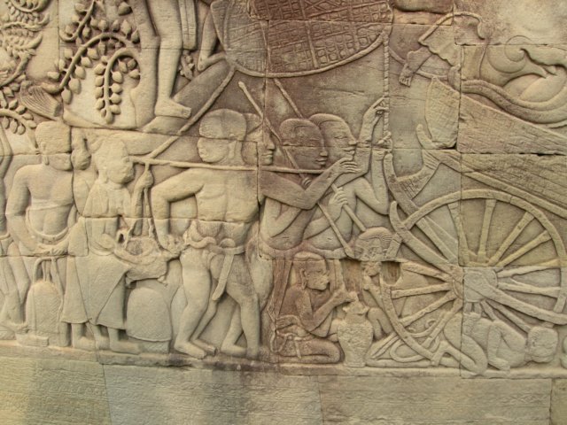 carvingatangkorthom.jpg